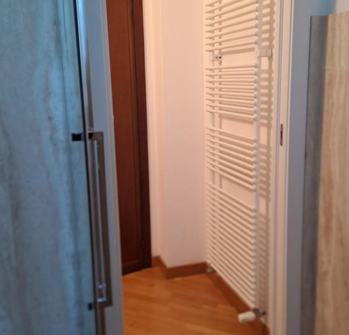 Séjour chez l'habitant Appartement Philo Bobi à Lonate Ceppino Italie